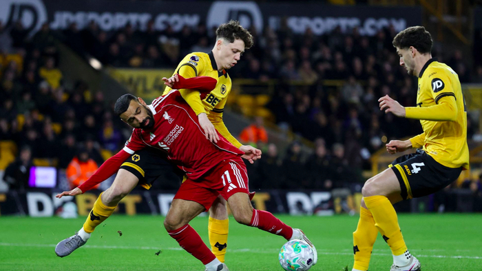 ruyi sports-2-1神剧情 超级冷门诞生：全场仅4射 垫底队94分钟绝杀10.4亿豪门|利物浦|狼队|射门|阿斯顿维拉|西汉姆联_新浪体育_新浪新闻